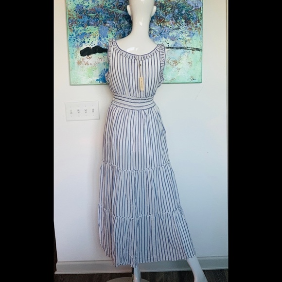 Women’s max studio maxi dress M